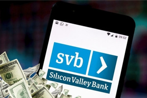 Trước khi phá sản, các khoản vay nội bộ của Silicon Valley Bank (SVB) đã tăng gấp 3 lần