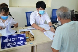 Từ tháng 4/2023: Hà Nội chia thời gian trả lương hưu thành 2 đợt
