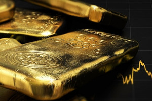 Giá vàng hôm nay 6/4: Trên đà lập đỉnh mới