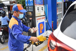 Giá xăng dầu trong nước sẽ giảm tiếp vào ngày mai (11/5)?