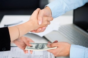 Doanh nghiệp than lãi vay quá cao - khó khăn đủ bề, Ngân hàng Nhà nước lên tiếng lý giải
