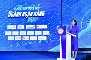 Gần 75% người trưởng thành đã có tài khoản ngân hàng