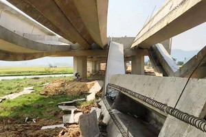 Kiểm tra việc thực hiện dự án cao tốc Bắc - Nam, đoạn qua tỉnh Nghệ An