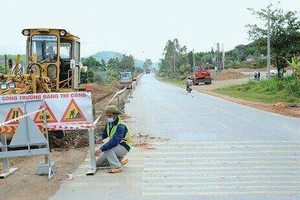 Lùi thời gian hoàn thành dự án kết nối giao thông Tây Nguyên đến cuối năm 2024