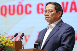 Thủ tướng: Mục đích cuối cùng của chuyển đổi số là phục vụ con người