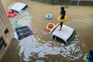 Mưa lũ tại Hàn Quốc gây thiệt hại lớn về người và tài sản