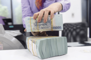 Khắc phục tình trạng "có tiền không tiêu được"