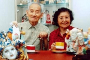 Đôi vợ chồng thọ hơn 100 tuổi, khỏe như thanh niên nhờ thực hành chế độ khoa học 5-1-3
