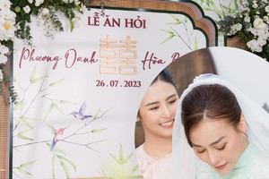 Không gian lễ ăn hỏi sang trọng của Phương Oanh và Shark Bình