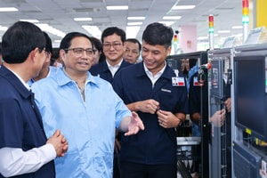 Thủ tướng mong Samsung có thêm lãnh đạo, quản lý người Việt