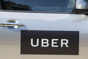 Uber lần đầu báo lãi quý sau 14 năm hoạt động