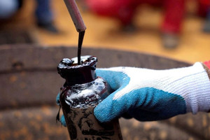 Giá xăng dầu hôm nay 8/8: Quay đầu đi xuống