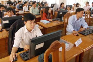 Bãi bỏ 10 thông tư về tuyển dụng, nâng ngạch công chức, viên chức