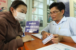 Chọn tôn vinh dịch vụ công trực tuyến phục vụ tốt người dân, doanh nghiệp