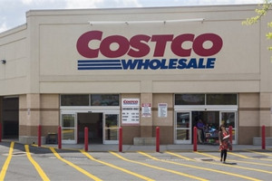 Bất ngờ: chuỗi siêu thị Mỹ Costco đánh bại được gã khổng lồ Amazon