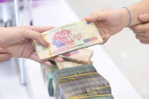 Nhiều ngân hàng tư nhân giảm lãi suất xuống thấp hơn cả Big4