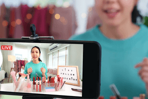 Chỉ có quản lý bằng pháp luật hoạt động livestream mới đi vào nề nếp