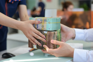Ngân hàng hạ lãi suất, doanh nghiệp vẫn "tố" thiếu linh hoạt - vì sao?