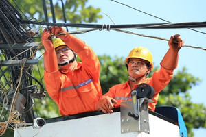 Bộ Công Thương ra tay, khách hàng có thể mua điện trực tiếp từ nhà sản xuất?