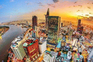 ADB: Bất ổn trên thị trường trái phiếu doanh nghiệp và bất động sản có thể lan tỏa sang ngân hàng