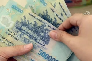 Xin lùi trình lương tối thiểu vùng, tiết kiệm 500.000 tỷ cải cách tiền lương