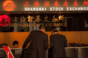 Mỹ ồ ạt rời khỏi thị trường tỷ dân, Trung Quốc quay sang "cầu cứu" Trung Đông