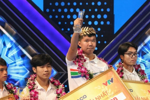 "Tinh hoa hội tụ" ở ngôi trường của Quán quân Olympia: Lọt top trường dẫn đầu cả nước, cựu học sinh nhiều thủ khoa, có cả Hoa hậu, Á hậu