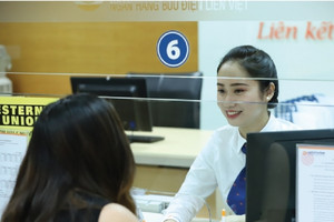 LPBank (LPB) lãi 9 tháng giảm 24% còn 3.678 tỷ đồng, tỷ lệ nợ xấu cao nhất 5 năm