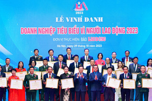 Tân Cảng Sài Gòn - 5 năm liên tiếp là doanh nghiệp tiêu biểu vì người lao động