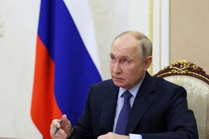 Tổng thống Putin ký luật thu hồi phê chuẩn Hiệp ước cấm thử hạt nhân