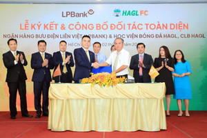 CLB Bóng đá LPBank – Hoàng Anh Gia Lai đổi tên