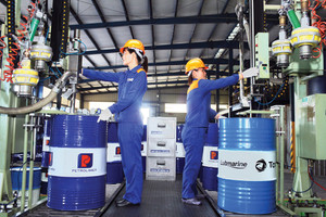 Tổng công ty Hoá dầu Petrolimex (PLC) điều chỉnh giảm 30% kế hoạch lãi sau thuế năm 2023