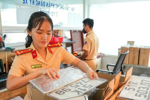 Đấu giá biển số chiều 10/11: Nhiều biển tam hoa giá dưới 100 triệu