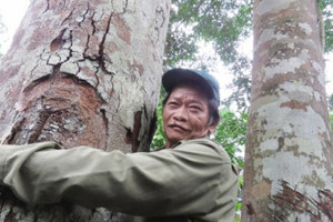 Lão nông U80 có 13 con, hơn 40 cháu chắt, sở hữu "kho báu" giá trị khủng nhưng giá nào cũng KHÔNG BÁN, quan niệm: Bán ăn là mất, để là còn