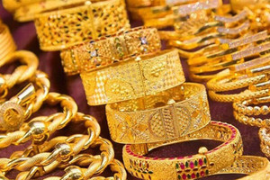 Giá vàng hôm nay 11/11/2023: Giao dịch trầm lắng, chờ tín hiệu mới