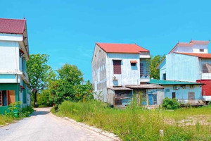 Hai lần đấu giá không có người mua, Quảng Bình bán ngang giá 28 thửa đất