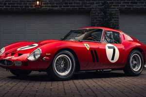 Siêu xe Ferrari 250 GTO đời 1962 lập kỷ lục đấu giá, thu về hơn 51 triệu USD