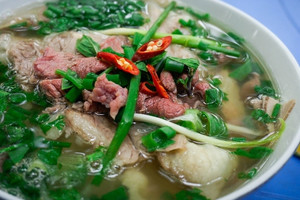 Phở bò tiếp tục lọt top món có nước dùng từ thịt ngon nhất thế giới