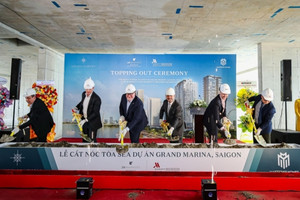 Grand Marina, Saigon cất nóc toà Sea bao gồm khu căn hộ hàng hiệu Marriott và JW Marriott