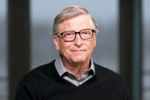 Kiếm tiền 1 ngày bằng 4 người bình thường kiếm cả đời, Bill Gates chi tiêu ra sao?