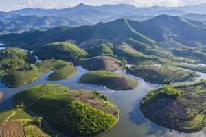 Bên trong khu dự trữ sinh quyển lớn nhất Đông Nam Á của Việt Nam rộng 1,3 triệu ha, được UNESCO công nhận là khu dự trữ sinh quyển thế giới