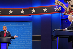 Tổng thống Biden bị ông Trump "vượt mặt" ở hai bang chiến trường