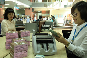 Chữa bệnh thừa tiền