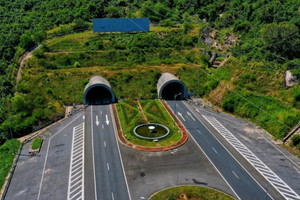 Cổ phiếu Đèo Cả (HHV) giảm 6 phiên liên tiếp, phản ứng ngược với thông tin trúng thầu?