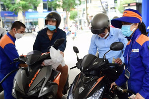 Giá xăng dầu trong nước ngày mai có khả năng tăng mạnh
