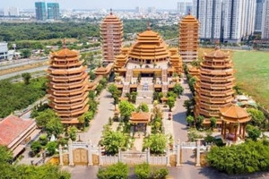 Pháp viện rộng gần 40.000m2 nắm giữ 4 kỷ lục quốc gia, được ví như ‘đóa hoa thanh tịnh’ giữa lòng Sài Gòn