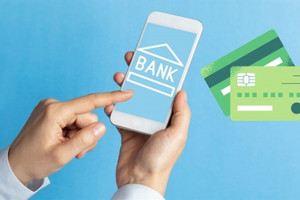 Bất ngờ với việc ngân hàng đổi mức thu phí SMS Banking: Có một lý do người dùng nhất định phải biết vì sự an toàn của mình!