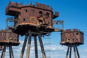 Những phòng tuyến quân sự kỳ lạ nhất lịch sử nhân loại: Nơi có độ dài đến 23.171 km, nơi được xây dựng giữa khơi biển sâu