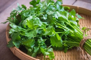 5 cách dùng rau mùi giúp tẩy da chết, trẻ hóa làn da để rạng ngời đón Tết