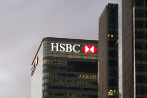 HSBC bán mảng dịch vụ ngân hàng bán lẻ, 800.000 khách hàng 'đổi chủ'